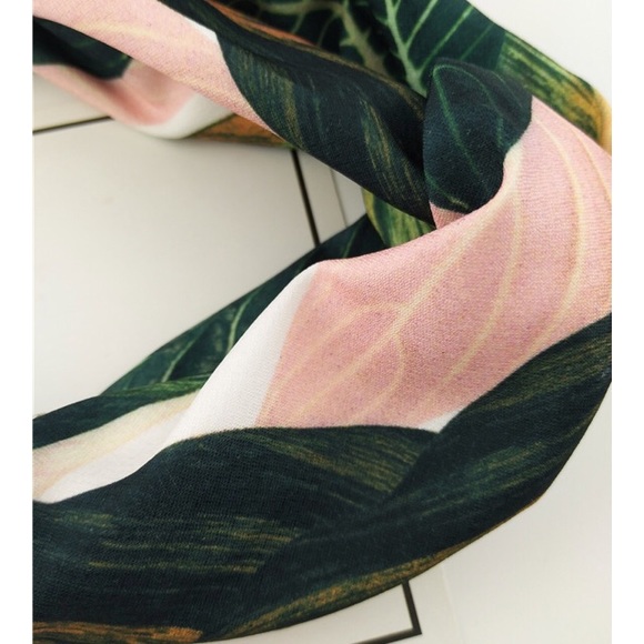 New Hair Band Accessory - Picture 5 of 7